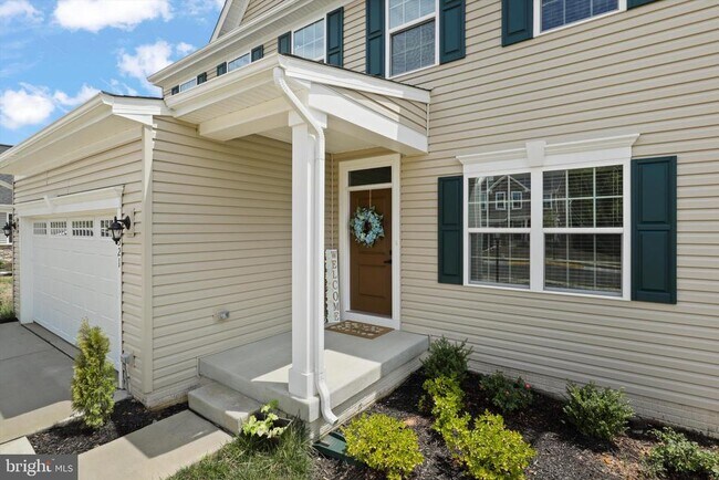 Building Photo - 521 Rivers Edge Dr