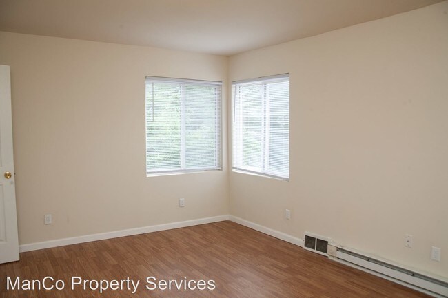 Building Photo - 1029 Old Orchard Ave