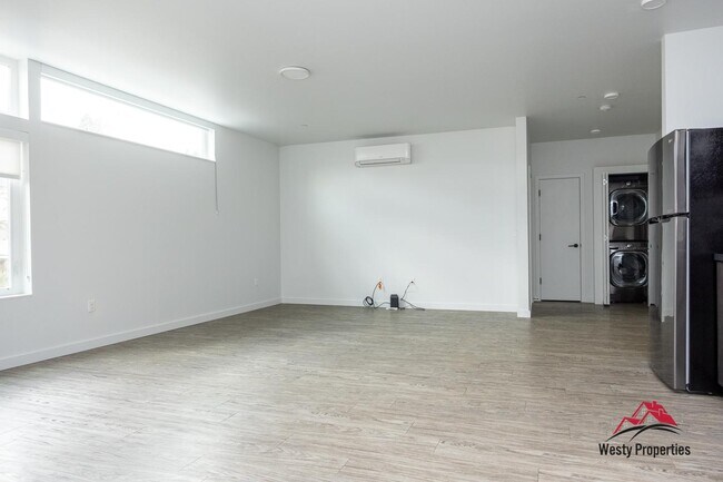 Foto del edificio - 4647 SE 40th Ave