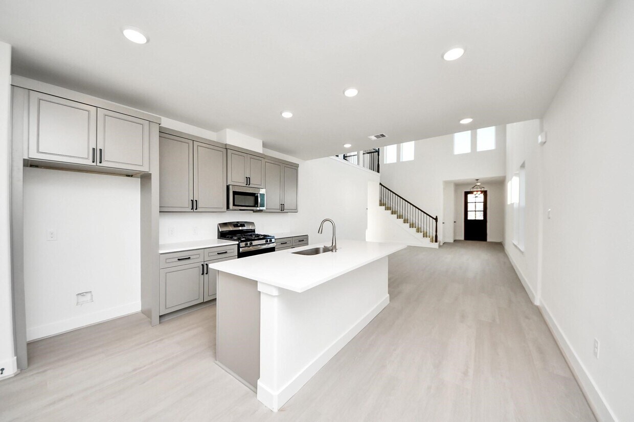 Foto principal - 4324 Avron Dr
