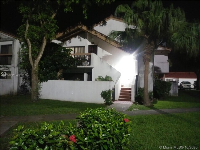 Building Photo - 7525 SW 153rd Pl