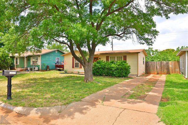 Building Photo - 2242 Fannin St