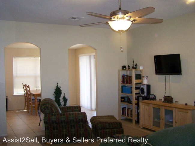 Building Photo - 507 Coronado Dr