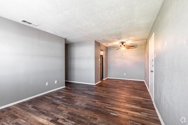 1BR, 1BA - 620SF - Weston Corsicana