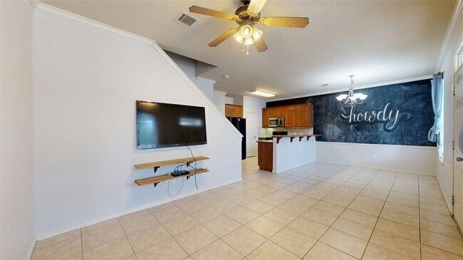 Foto del edificio - 332 Forest Dr Loop