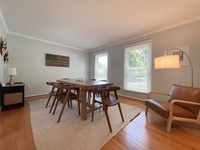 Building Photo - Leesburg Country Club 4 Bed 3.5 Bath SFH F...