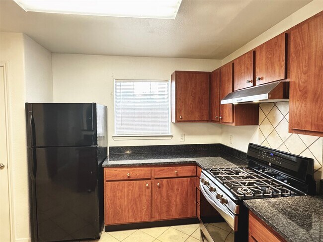 Foto del edificio - 2110 Turner Dr