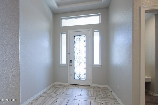 Building Photo - 2621 Mike Price Dr