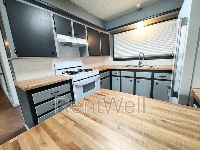 Foto del edificio - 3016 1st St