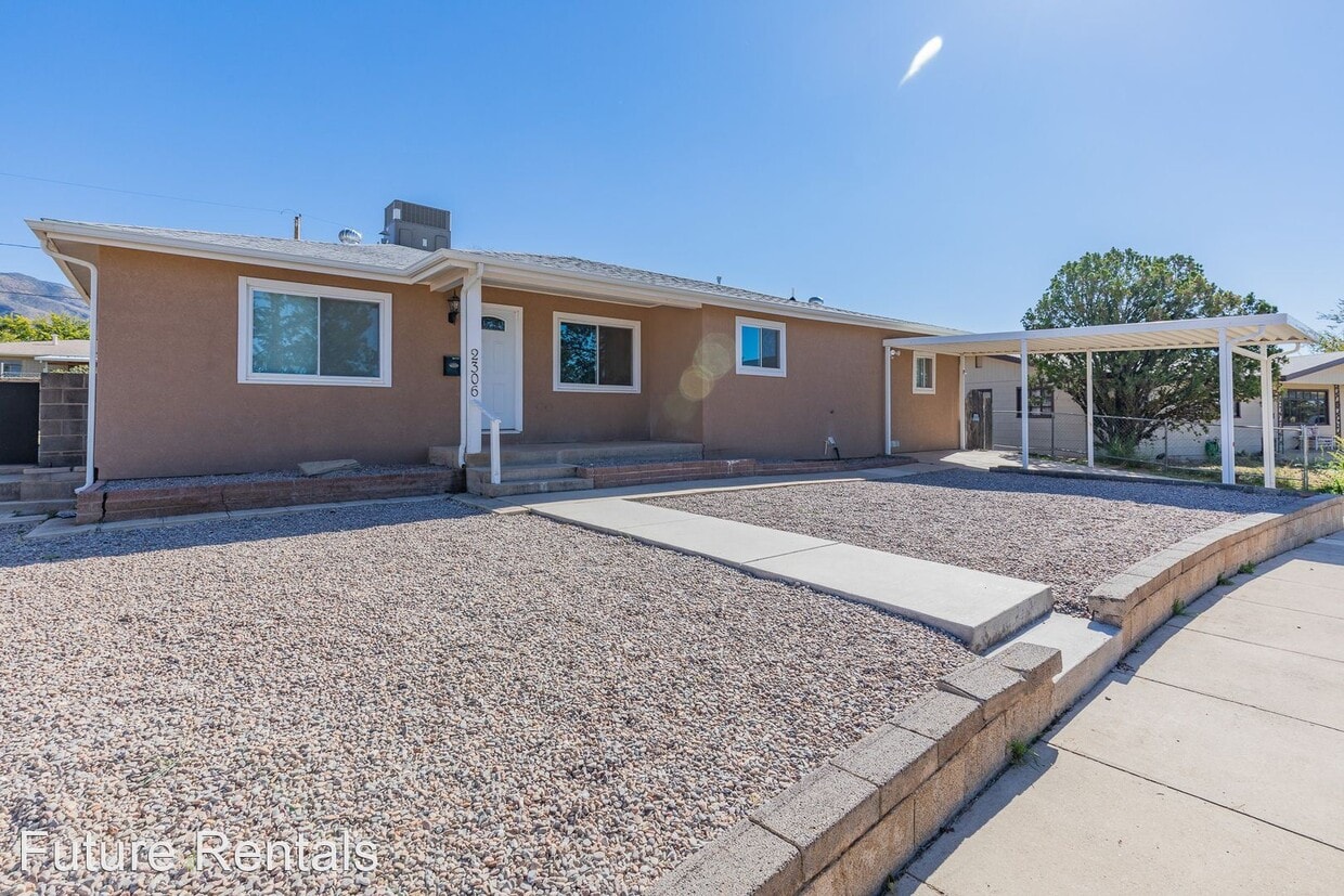 2306 Willow Dr, Alamogordo, NM 88310 House Rental in Alamogordo, NM