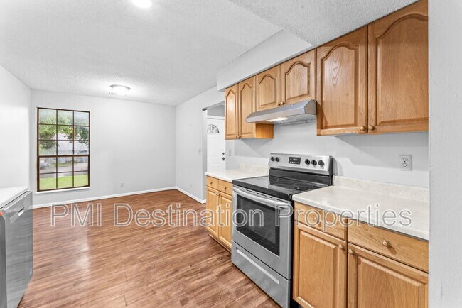 Foto del edificio - 16107 W 141st Terrace