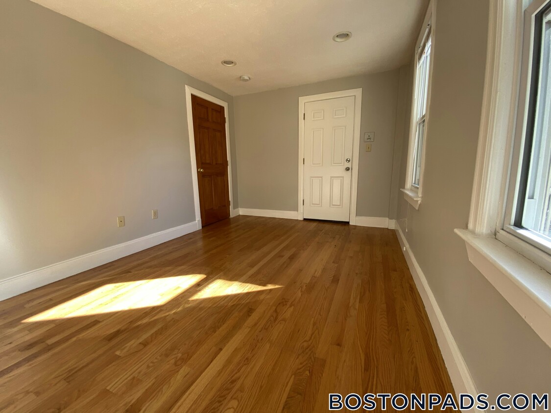 Foto principal - 429 Franklin St