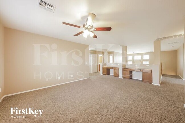 Building Photo - 14251 W Windrose Dr