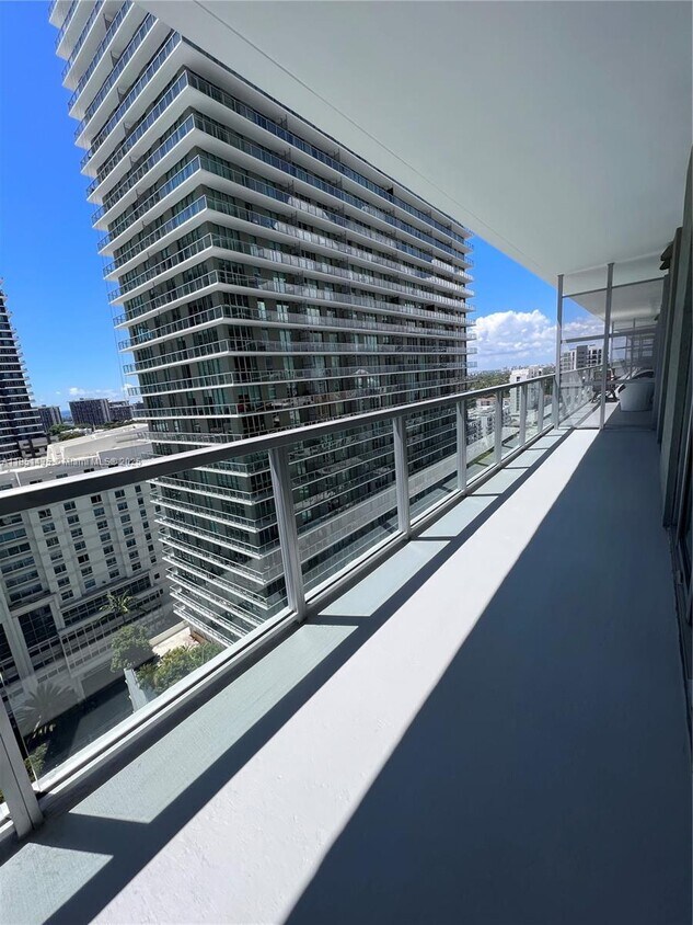 Foto principal - 1111 SW 1st Ave