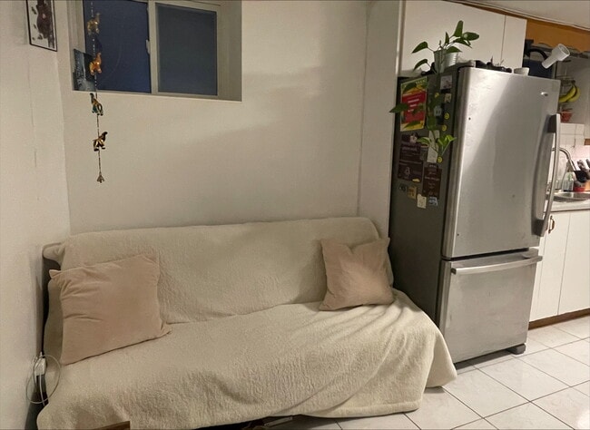 Building Photo - Ossington-Harbord and College