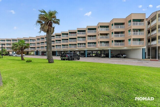 Foto del edificio - 3938 Surfside Blvd