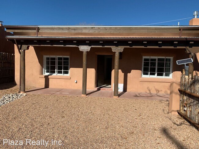 Building Photo - 2 br, 2 bath House - 553 Agua Fria