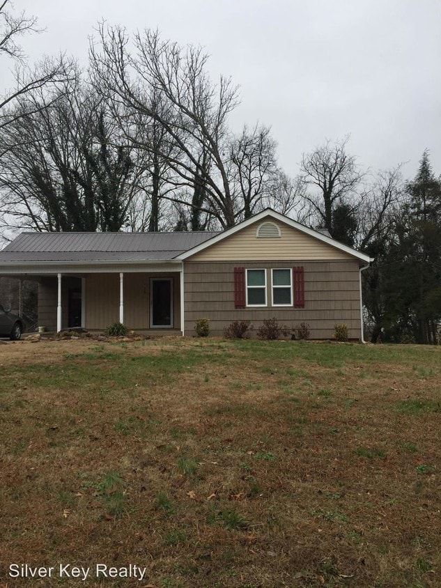Primary Photo - 3 br, 2 bath House - 728 Southern Parkway
