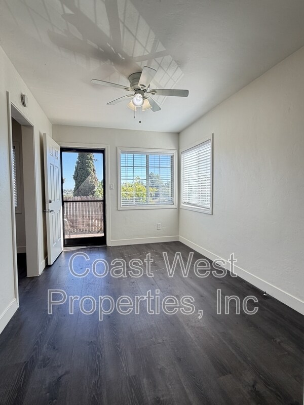 Building Photo - 4419 College Ave