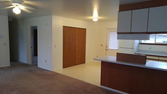 2bdrm -1bath - The Village Apartments