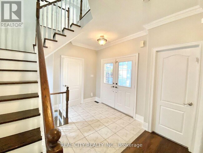 Photo du bâtiment - 830 Old Derry Rd