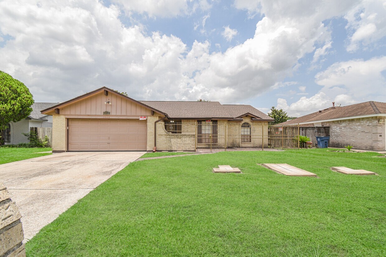 Foto principal - 3803 Lochmire Ln