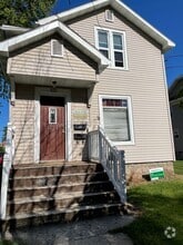 Building Photo - 650 Franklin St