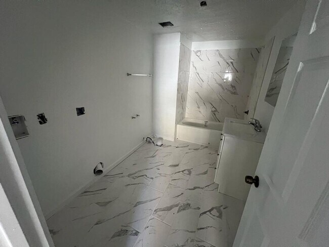 Foto del edificio - 741 10th St