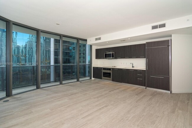 Foto del edificio - 55 SW 9th St