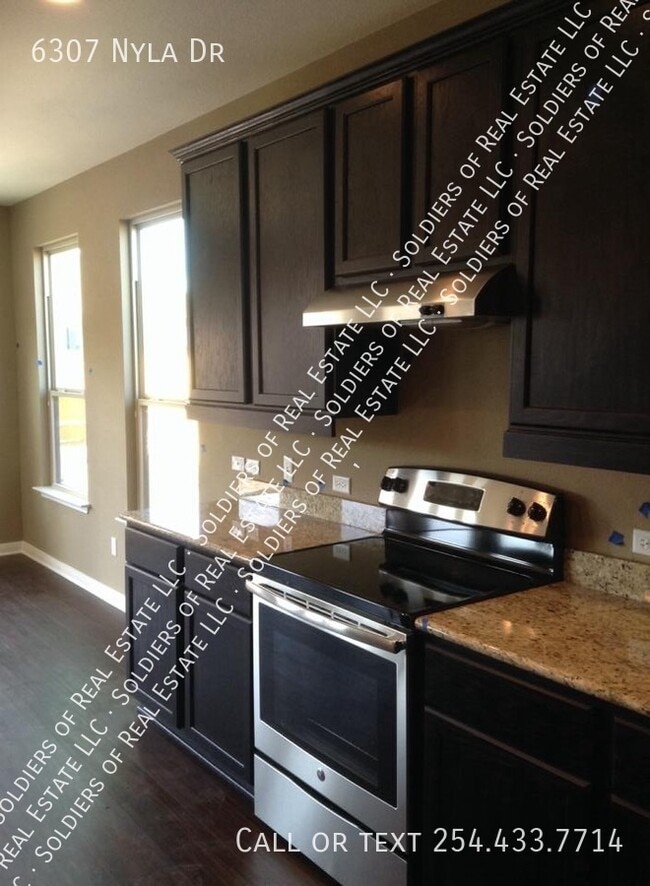 Building Photo - 6307 Nyla Dr