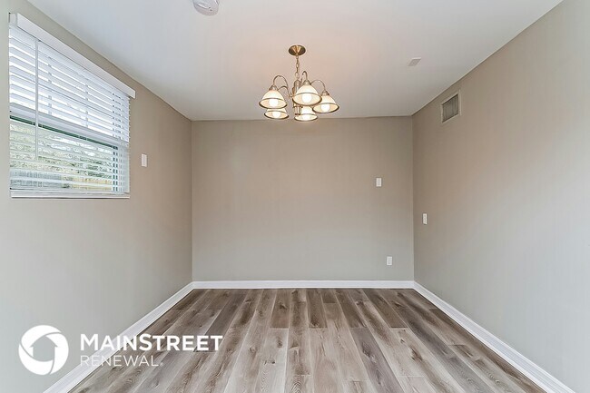 Foto del edificio - 1545 76th Ave N