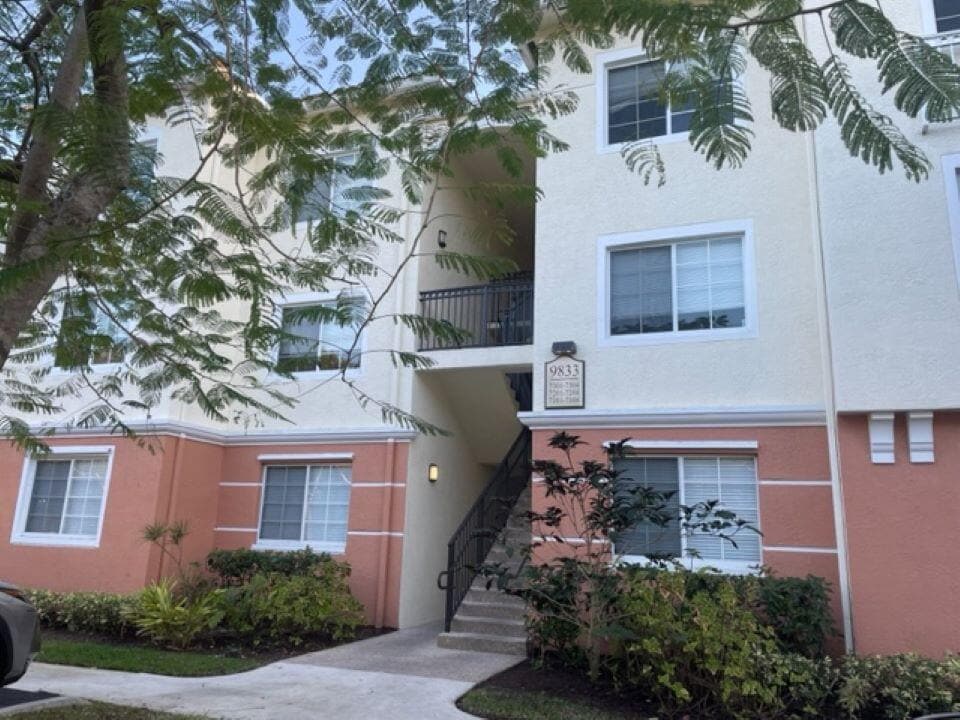Primary Photo - 9833 Baywinds Dr