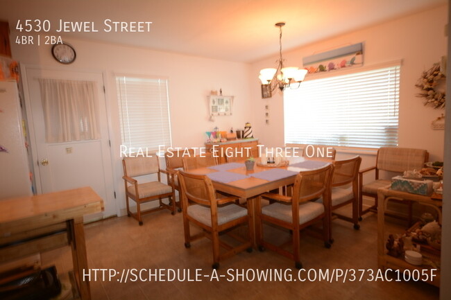 Foto del edificio - Capitola Jewel Box home for rent