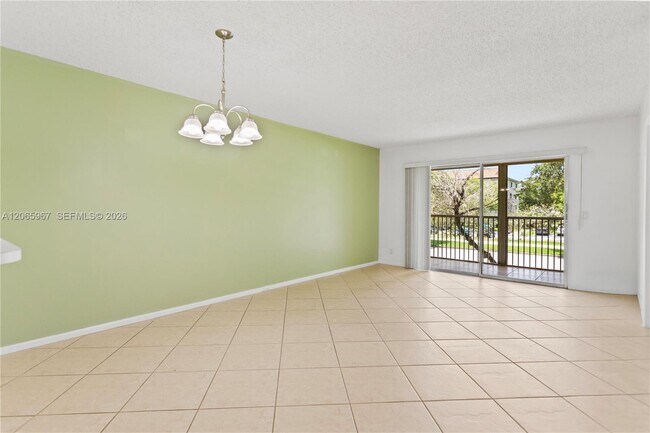 Foto del edificio - 1100 SW 128th Terrace