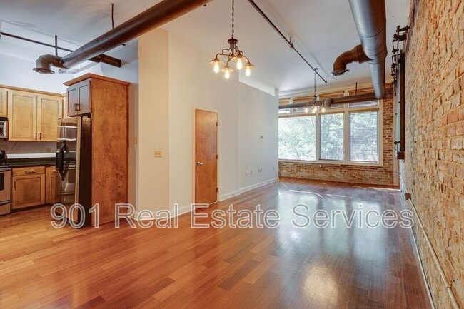 Photo - 92 S Main St Apartment