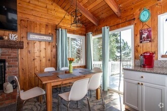 Building Photo - 31569 Panorama Dr