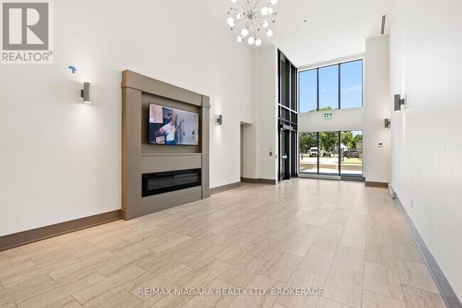 Building Photo - 50-GL50 Herrick Ave