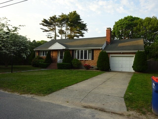 Foto del edificio - 27 Wenonah Rd