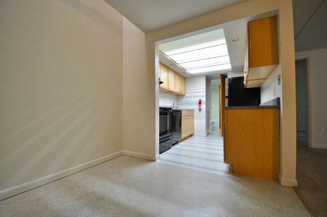 Foto del edificio - 805 Stratford Dr