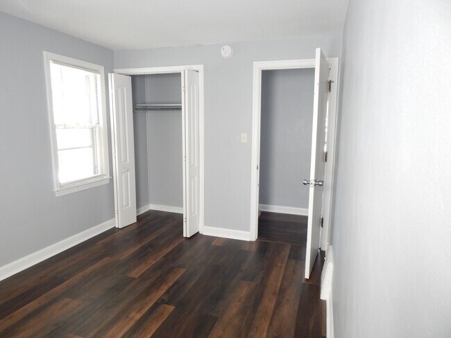 Bedroom 1 - 3929 N 60th St