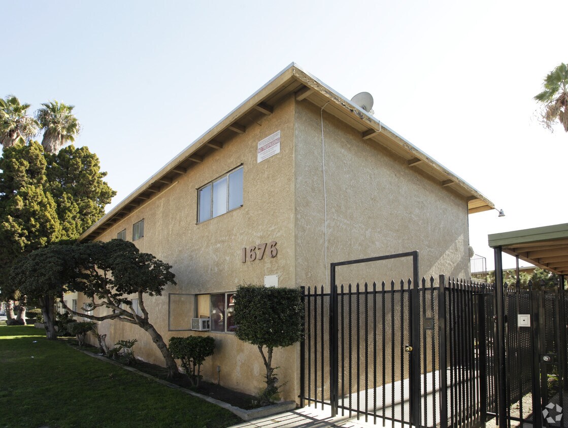 1676 Kingsley Ave, Pomona, CA 91767 Apartments in Pomona, CA