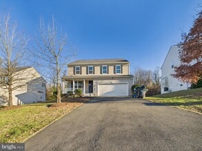 Building Photo - 18213 Jillian Ln