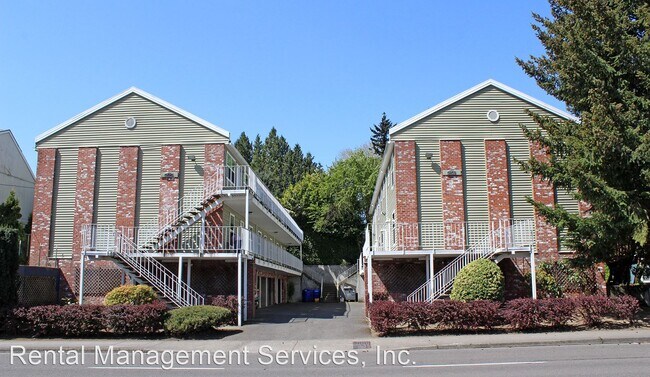 Building Photo - 3803-3805 SE Cesar Estrada Chavez Blvd
