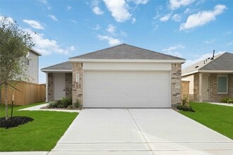 Building Photo - 20034 White Dove Dr