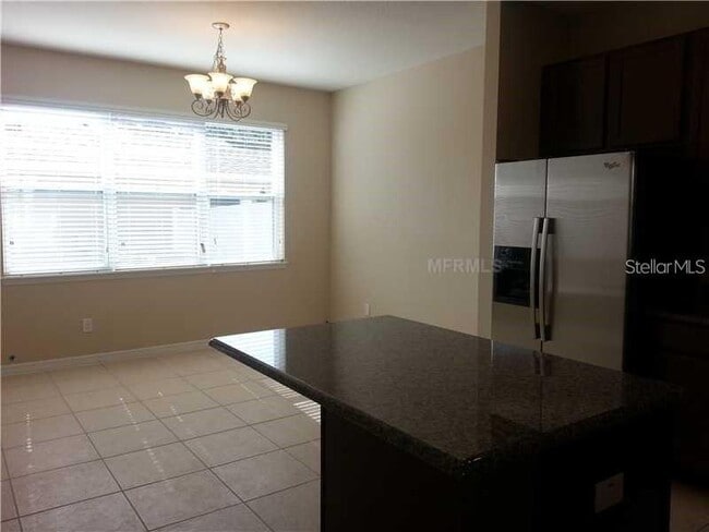 Foto del edificio - 12458 Langstaff Dr