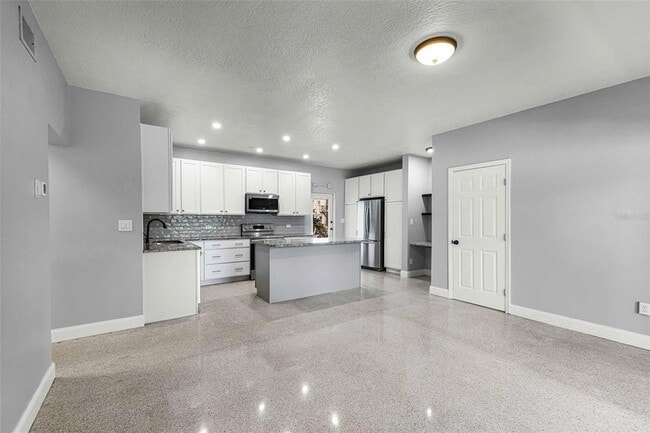 Photo - 151 N Orlando Ave Apartment