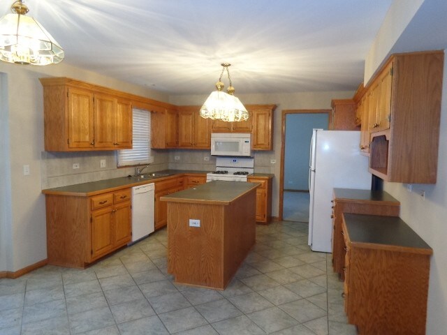 Building Photo - 270 Morgan Valley Drive