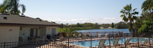 Foto del edificio - 2800 Plaza Terrace Dr