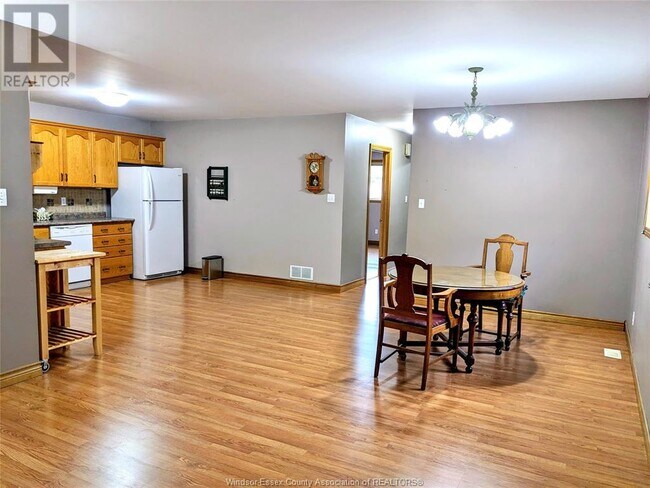 Building Photo - 4222 Stagecoach Ave