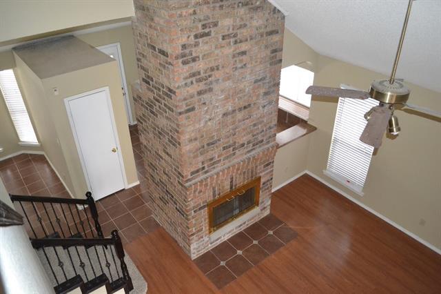 Foto del edificio - 5917 Beckett Dr